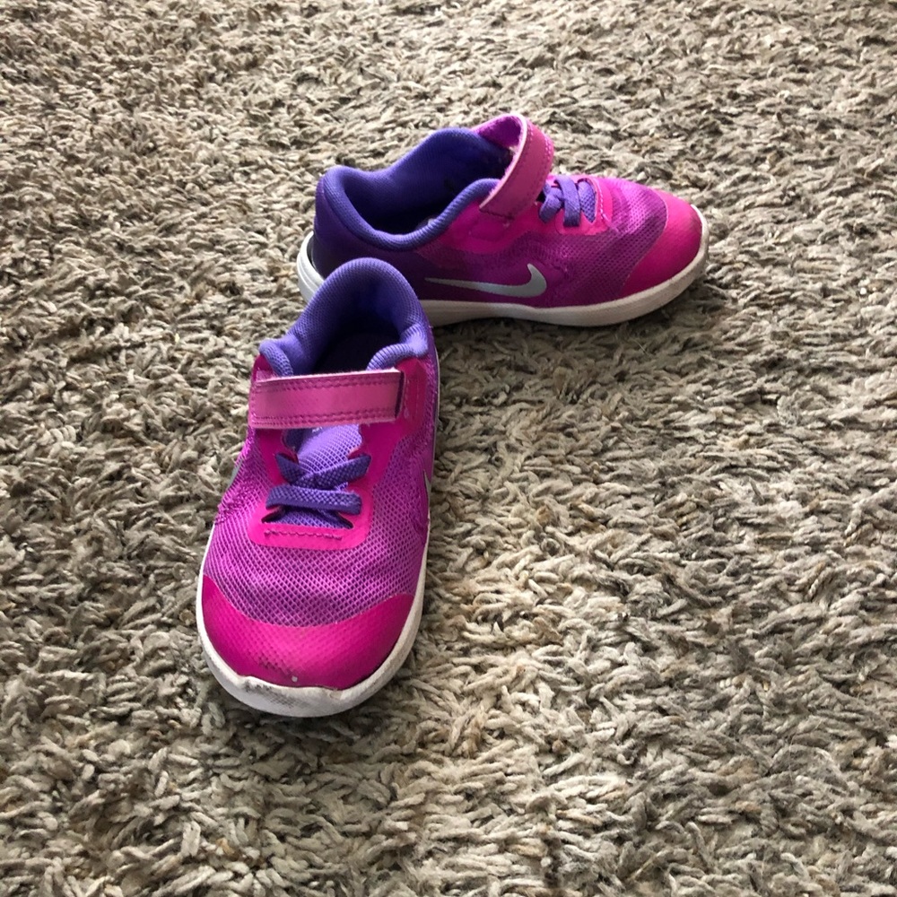 Nike shoes